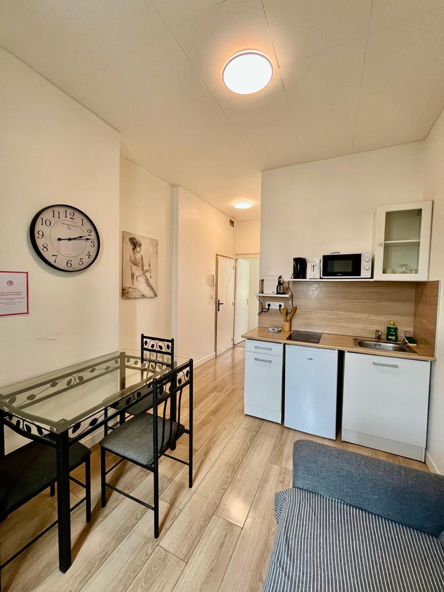 Appartement T2 Place Carnot -Dabnb 里摩日 外观 照片